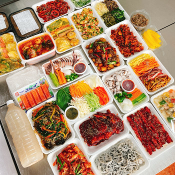 순수한반찬] 고급 반찬 골라담기