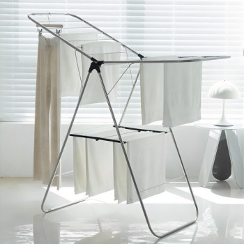 흥화신바람 국내산 접이식 튼튼 빨래건조대 (135 x 107~132 x 58 cm)