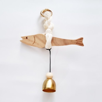 샤샤벨 우리집을 지켜주는 북어 도어벨 액막이 명태 문종 집들이 선물 종 현관문 우드 인테리어