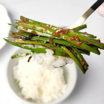 [뚝섬역상점가] 국내산 프리미엄 부추김치 1kg 100% 전통 부추무침