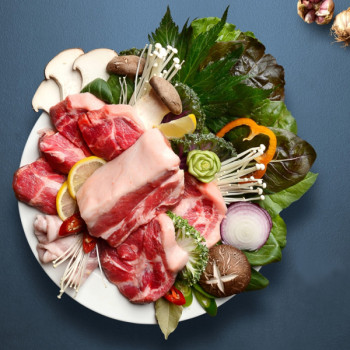 [청년미트] 1+등급 한돈 캠핑세트 900g / 삼겹+목살+돈마호크 (구이용/찜용)