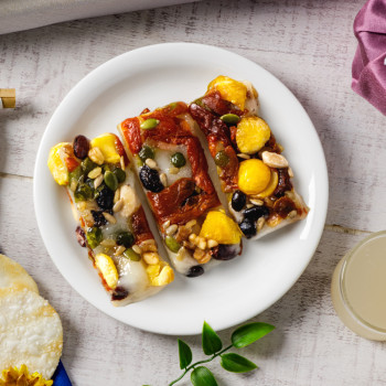 6가지 콩과 5가지 건강한 재료로 만든 영양듬뿍 영양찰떡 1kg 10개 내외 저염 저당 건강식 간식 식사대용 고향떡집 수유시장 든든한간식