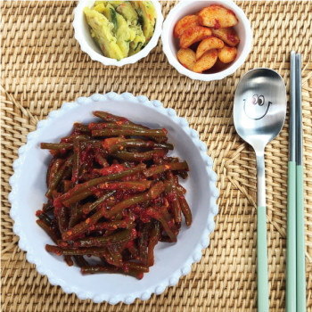 아삭아삭 매콤달콤한 마늘쫑무침 200g/400g/1kg