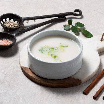 [오마카세]  프리미엄 수제 진한 한우 사골국 350mlx5팩(파우치)