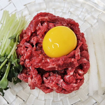 [당일작업] 한우 1++ 등급 소고기 육회 / 육사시미 200g