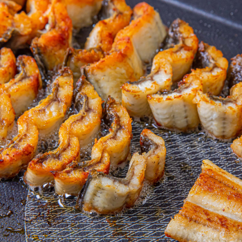 [딱! 7일 특가] 국내산 자포니카 민물장어1kg 1-3미 손질or초벌 (소스+초생강증정)