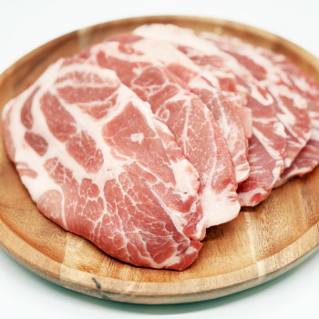[장위시장] 보성녹차 먹인 국내산 목살 구이용 600g