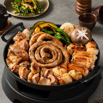 [메이플] 소곱창 모둠 세트 700g(곱창210g+대창200g+막창200g+소스 30g x 3개)