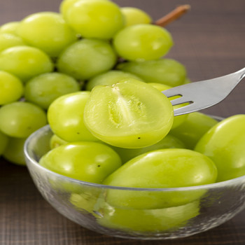 [착한가격]세진이네 과일 달콤한 샤인머스켓 2kg / 2.3kg / 4kg